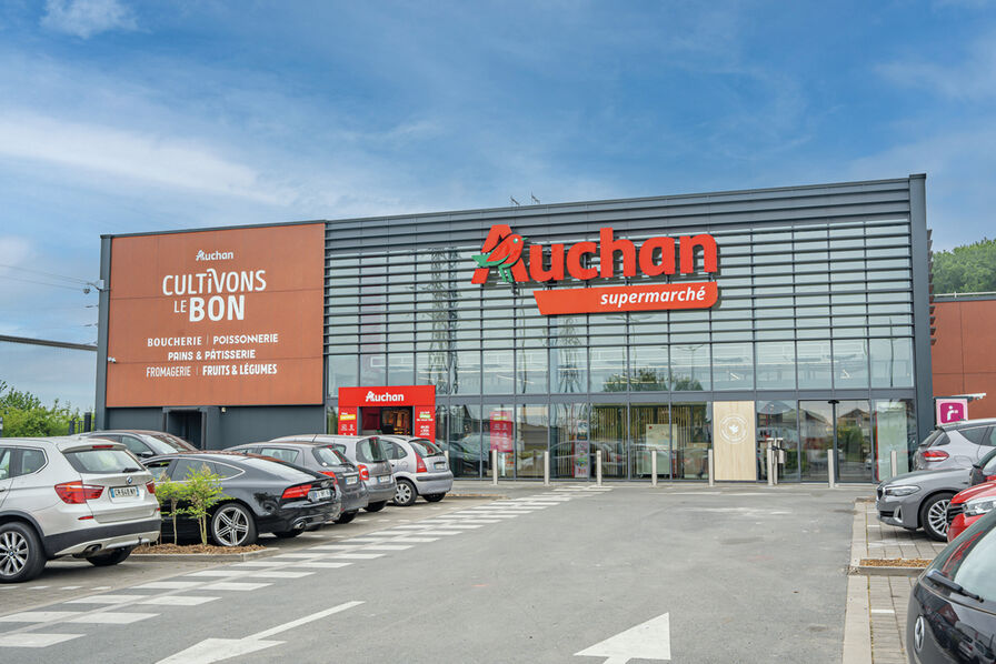LSA – Auchan-Intermarché : analyse de la stratégie de l’enseigne des Mulliez pour sauver ses supermarchés
