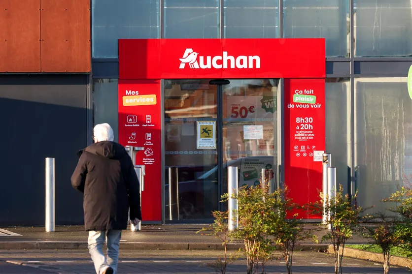 La Croix – La famille Mulliez sans ses supermarchés Auchan : la fin d’une ère dans la distribution ?