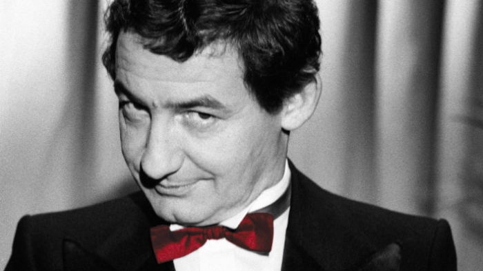 L'ennemi est bête, il croit que c'est nous l'ennemi alors que c'est lui.